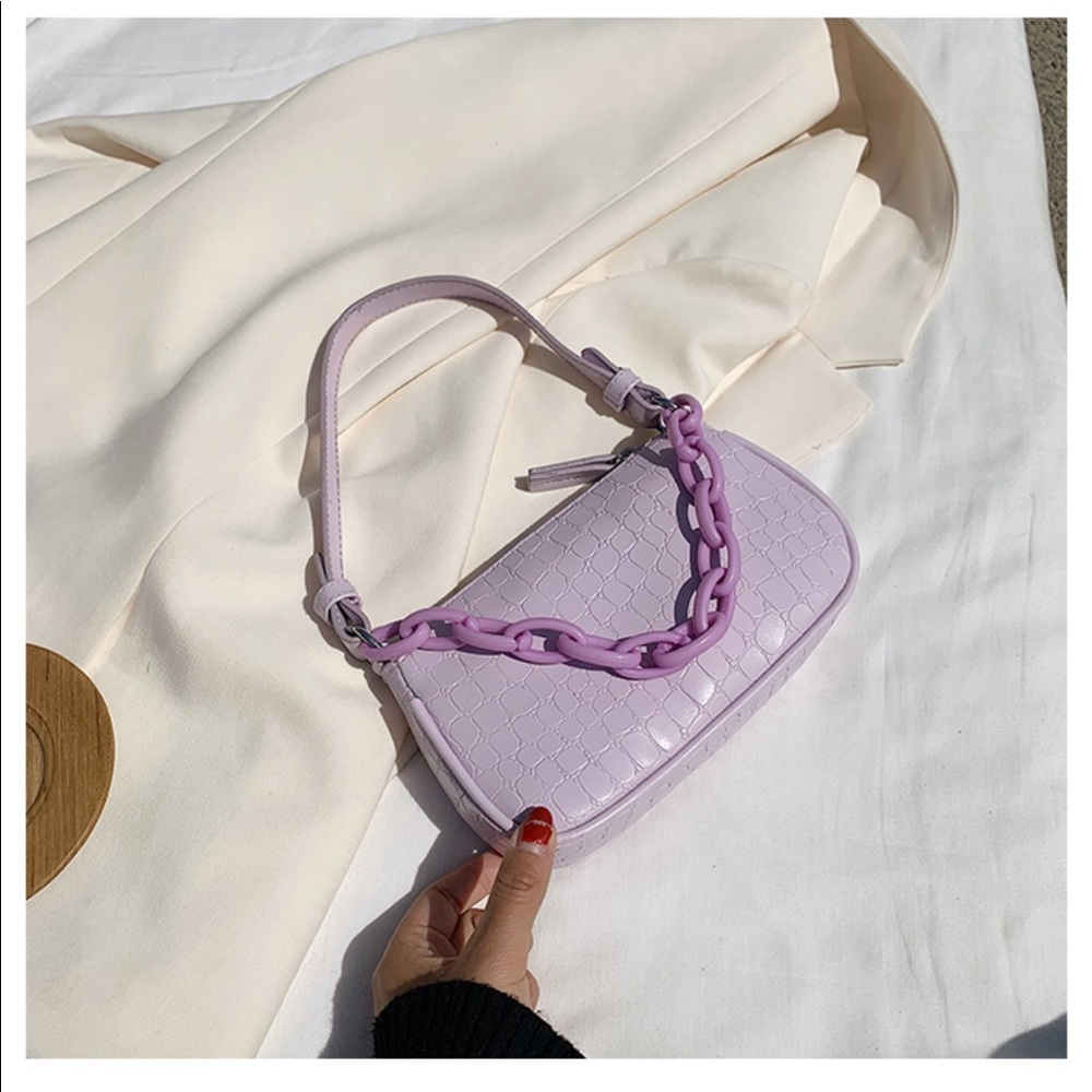 Purple PVC baguette bag with chain